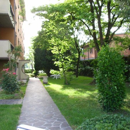 Viamilano25 Bed & Breakfast Mirandola Exterior foto